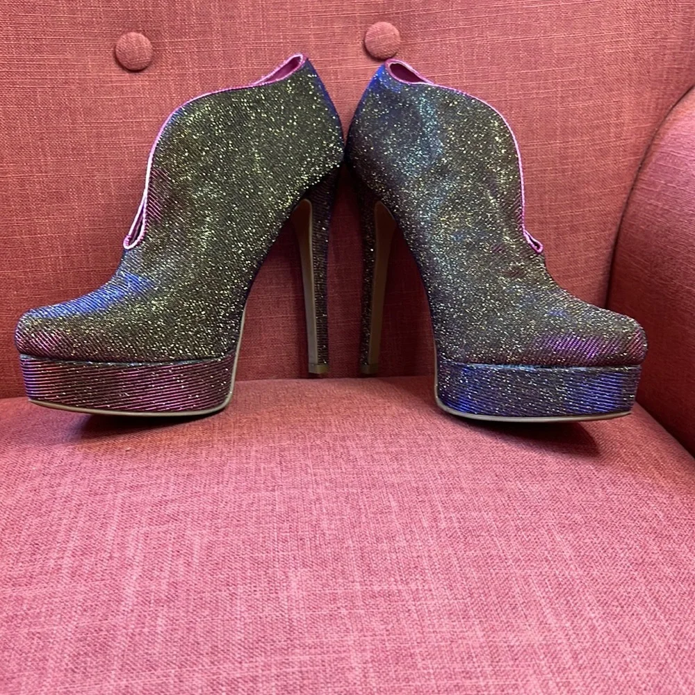 CHINESE LAUNDRY STILETTO BOOTIES SIZE‎ 9M